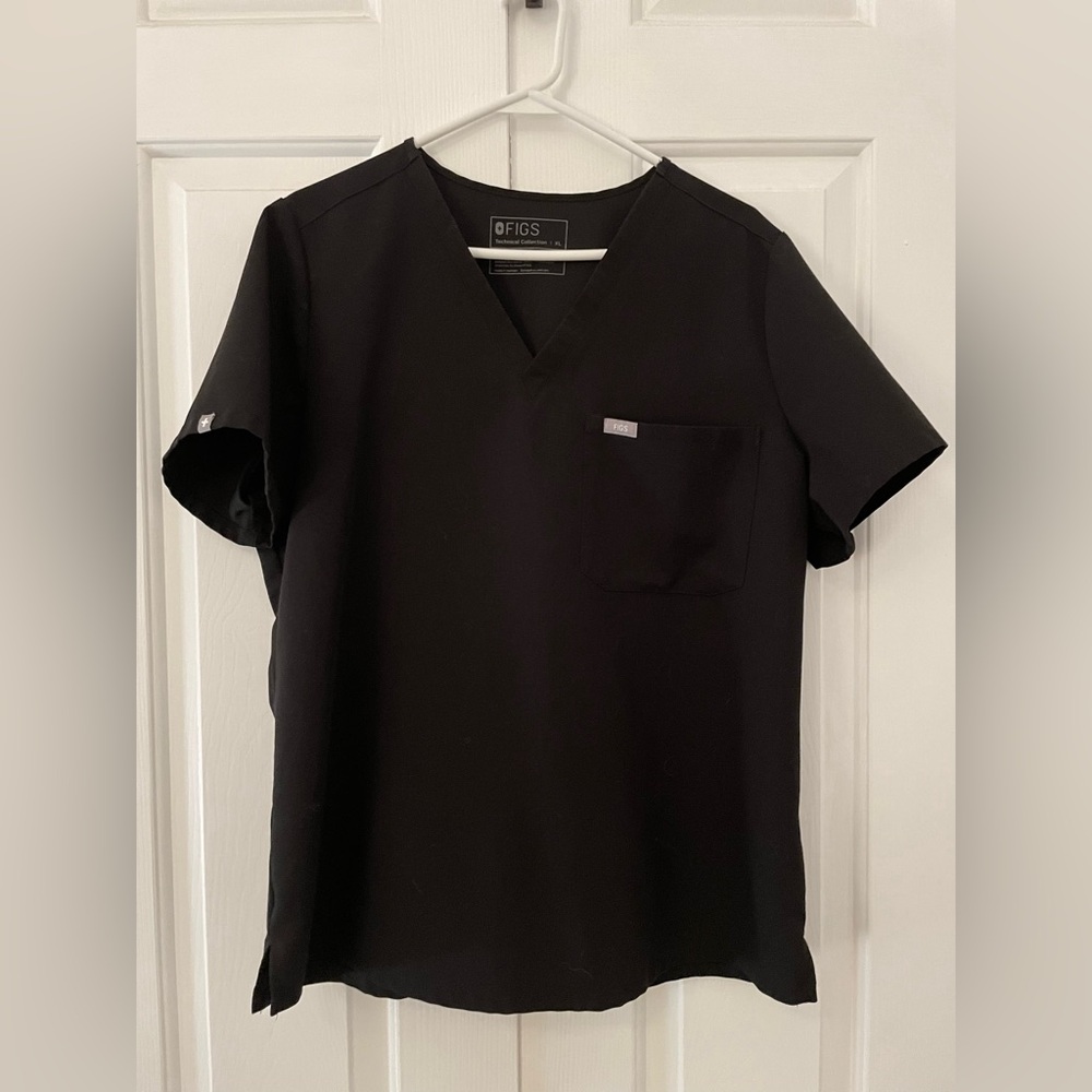 Figs Women's Catarina Black V-Neck Scrub Top